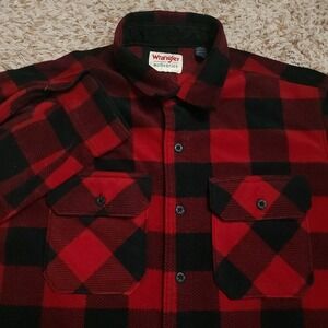 Wrangler Authentics‎ Red Black Plaid Flannel Mens M Long Sleeve Button Up